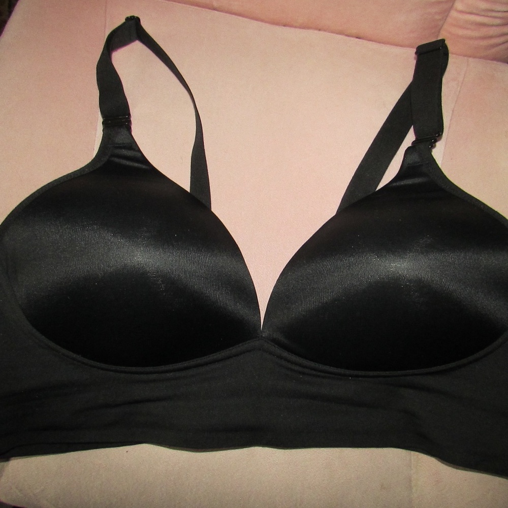 Warner's Black Bra